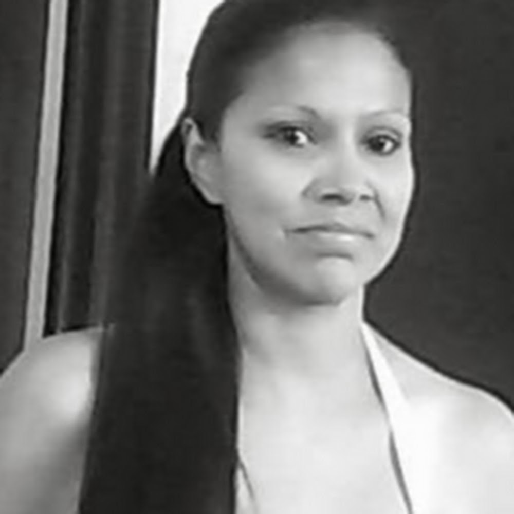 Meet your Posher, Ronni